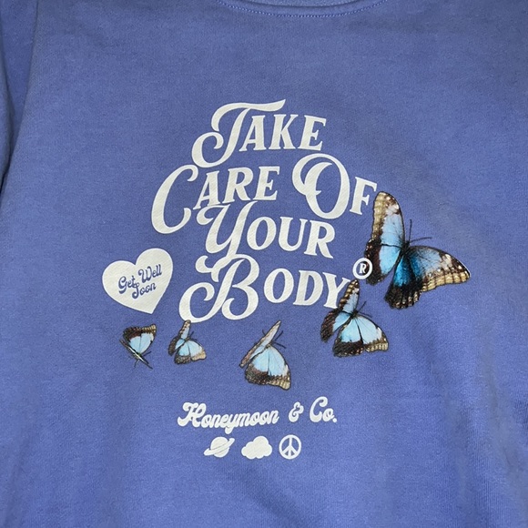 Ariana Grande ‘get well soon’ Crewneck *as worn by Ariana* - Picture 2 of 2